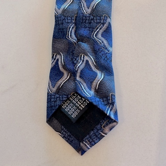 Pronto Uomo 100% Silk Blue Geometric Men’s Necktie - Picture 4 of 4